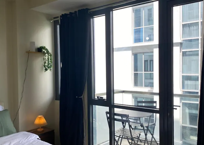 Apartamento 81 Newport Blvd - Cluster 1 Near Naia T3 *