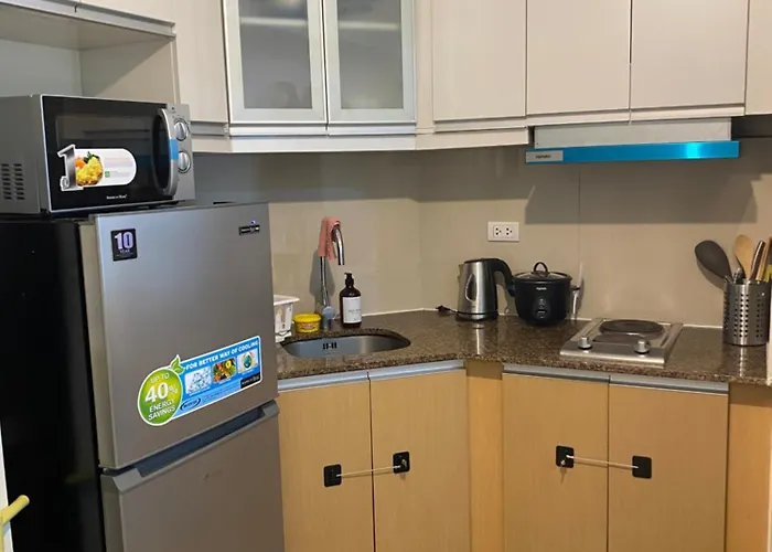 81 Newport Blvd - Cluster 1 Near Naia T3