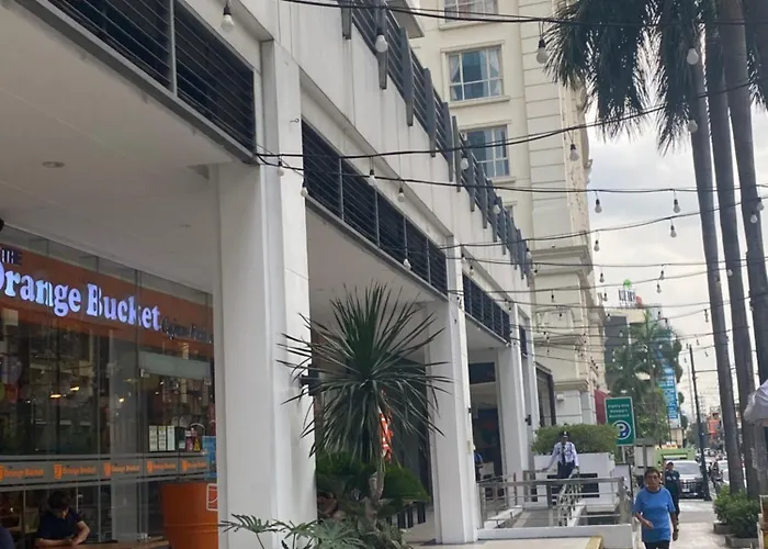 81 Newport Blvd - Cluster 1 Near Naia T3 Apartamento *
